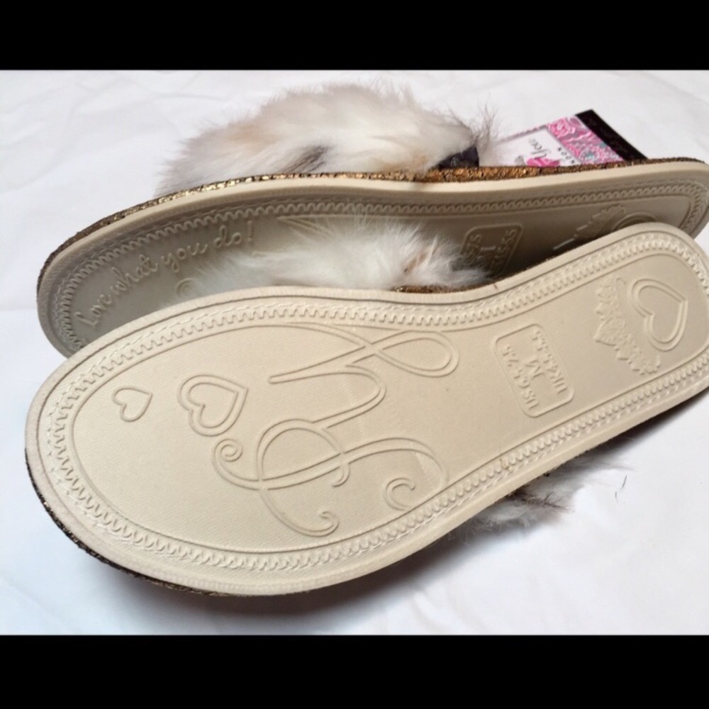 NEW Pretty You LONDON Josie Faux Fur Thong Slipper - Picture 6 of 7